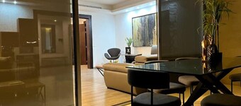 Modern Prestigious 24-hour Electricity 5 min from the Beach!