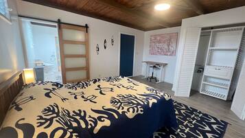 1 bedroom, desk, iron/ironing board, travel cot