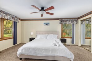 3 bedrooms, free WiFi, bed sheets