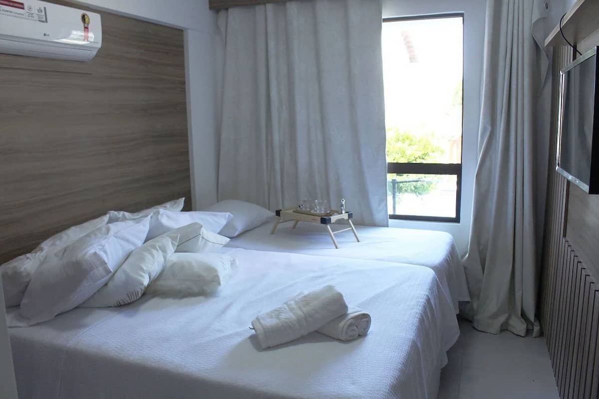 Appartement de base | 1 chambre, rideaux dâobscurcissement, fer et planche Ă repasser