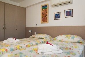Appartement de base | 1 chambre, rideaux dâobscurcissement, fer et planche Ă repasser