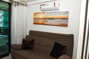 Apartment | Living area | TV