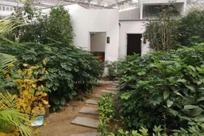 Unclassified image, 3 of 57, button - Tianyuan Jibushi Hot Spring Hotel (Haicheng)