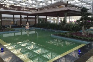 Unclassified image, 4 of 57, button - Tianyuan Jibushi Hot Spring Hotel (Haicheng)