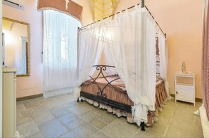 2 sovrum, resesäng, gratis wi-fi och sängkläder