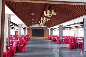 Unclassified image, 5 of 38, button - Yifeng Zhibo Hotel (Yifeng)