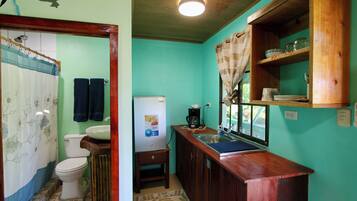 Salty Air | ผ้าม่านกันแสง, Wi-Fi ฟรี, ผ้าปูที่นอน