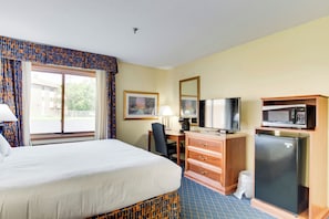 1 bedroom, desk, laptop workspace, blackout curtains