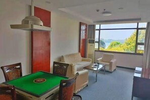 Room - Sanhu Holiday Hotel (Jiayu)