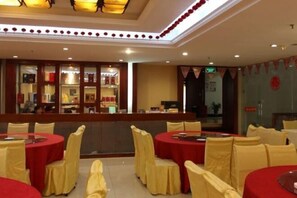 Restaurant - Sanhu Holiday Hotel (Jiayu)