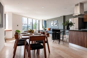 Dining - Lux large top floor Apt. at The Corner Condesa (Ciudad de México)