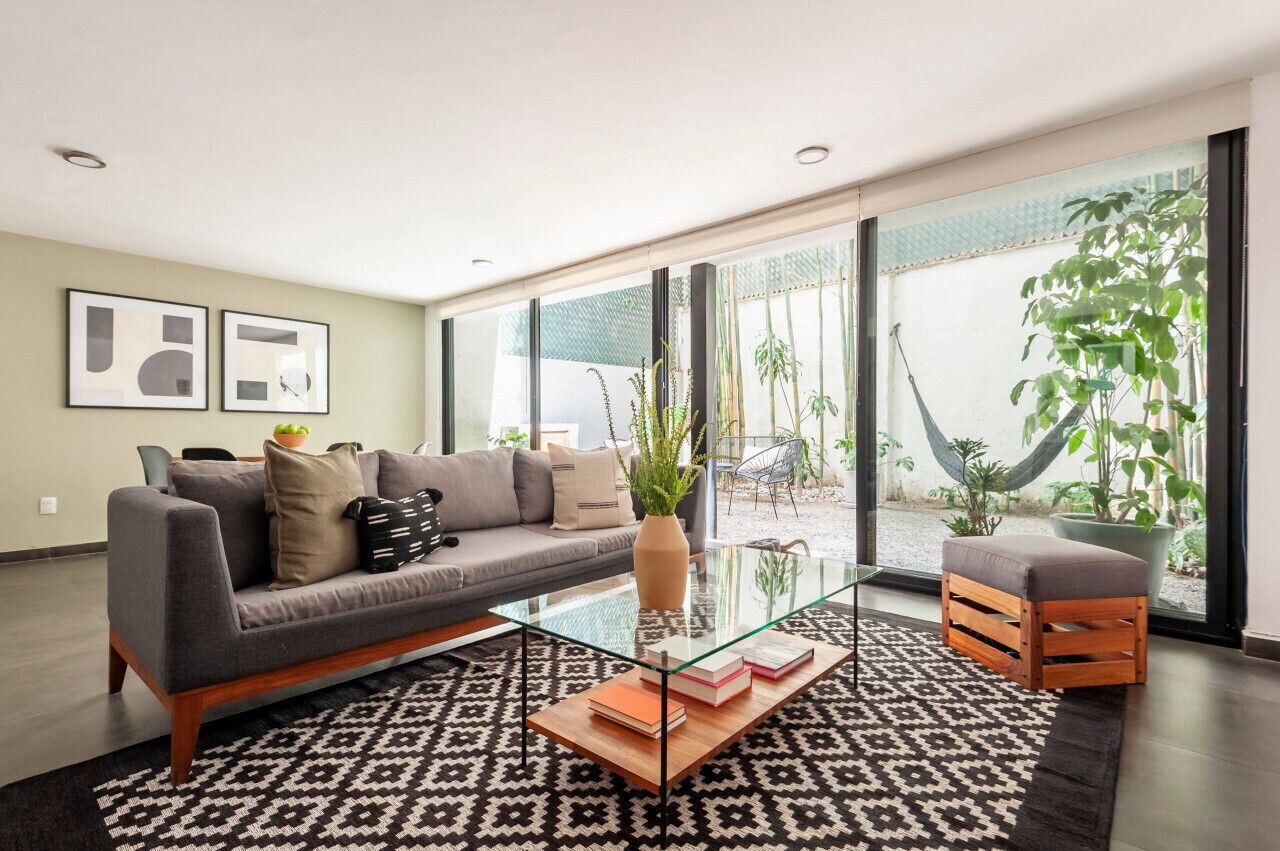 Smart-tv och en stereo