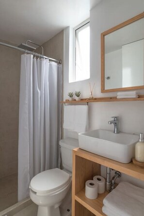 Hair dryer, towels - The Purple Jay, Bright Flat w/Amazing Street Views (Ciudad de México)