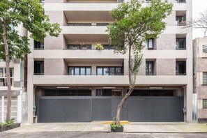 Exterior - NEW! Stylish 1BR near Reforma & the Monument (Ciudad de México)
