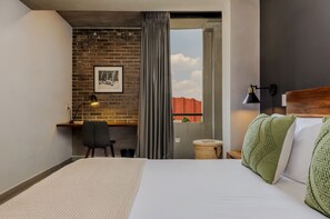 1 غرفة نوم ومكتب ومكواة/لوح كي وواي فاي مجانًا