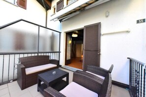 In-room safe, desk, free WiFi, bed sheets