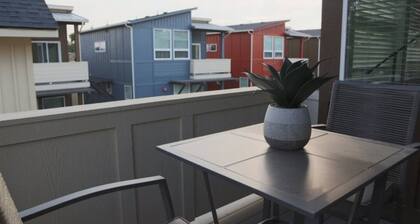 5805. Two Bedroom and 2 Bathroom, centrally located.