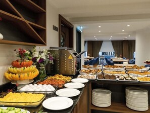 تناول الطعام