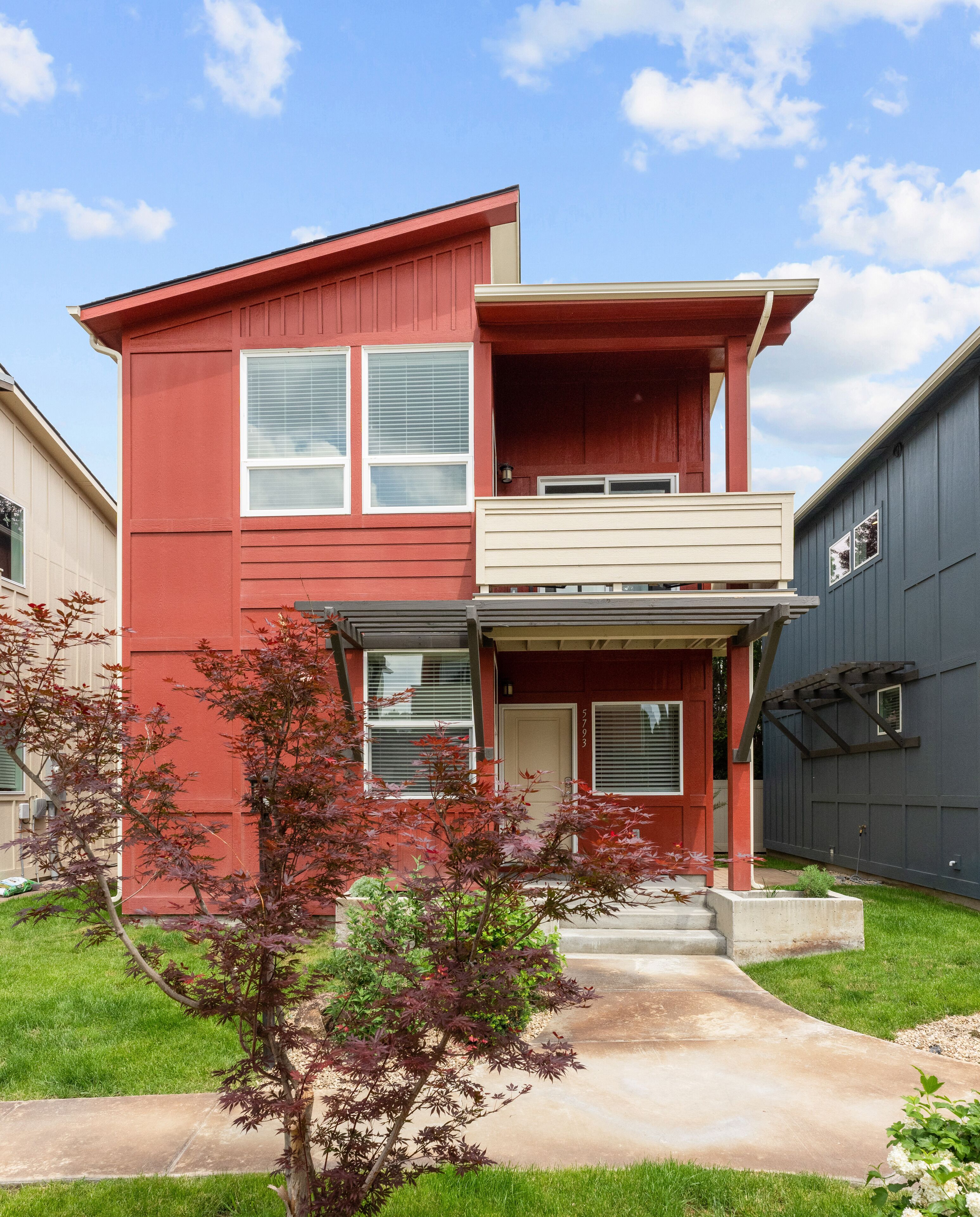 5793. Two Bedroom and 2 Bathroom, centrally located.
