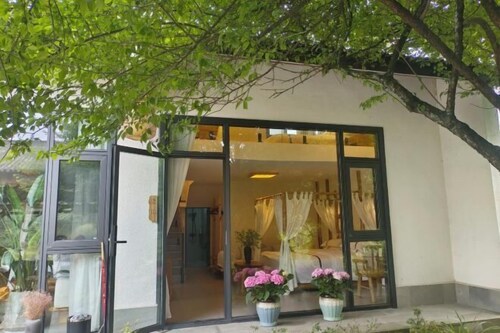 Southern Sichuan Bamboo Sea Qingyuan Homestay