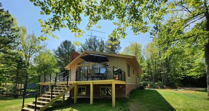 Mermaid House on Blue Lake- paddle boards, kayaks, and pontoon available
