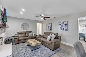 TV, streaming services - Home Away from Home- Winter Park (Winter Park)