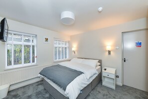 Interior - Rooms at Rolleston (Newark)