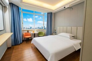 Room - Zhonglv Hotel (Huilai)