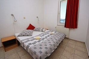 1 chambre, accès Internet, draps fournis