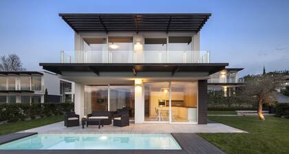 Luxurious Lake Garda Villa | I Tesori.