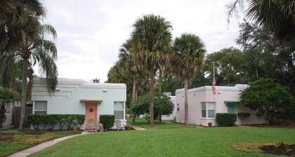 Lakeside - Lake Davis Art Deco Cottage 5B