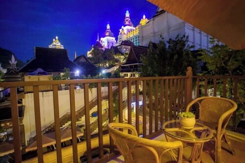 Jinghong Jinyun Inn (Gaozhuang Star Night Market)