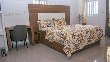 3 間睡房、書桌、熨斗/熨衫板、免費 Wi-Fi