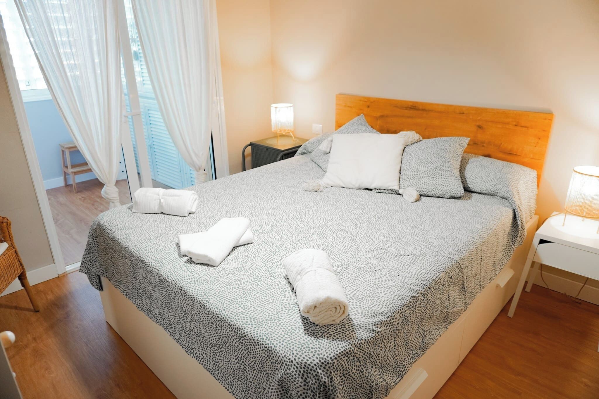 2 chambres, fer et planche à repasser, lit parapluie, Wi-Fi gratuit