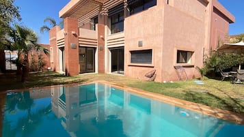 Piscina a l'aire lliure