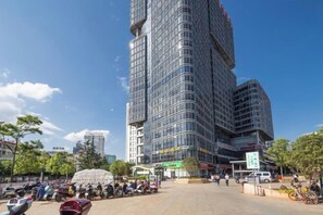 Exterior - Kunming Hongrun Hotel (Kunming Railway Station MixC Branch) (Kunming)