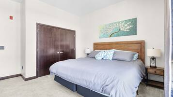 1 bedroom, WiFi (free), bed sheets