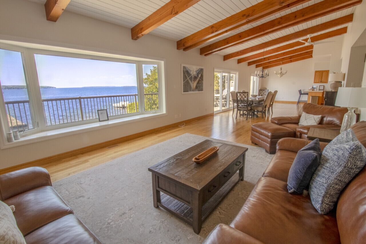 Smart TV, foosball, books, stereo