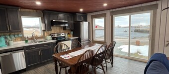 The Tickle Inn Saltbox by the Sea