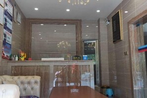 Unclassified image, 2 of 9, button - Jiulongminghua Business Hotel (Jiulong)