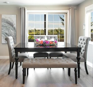 Deluxe Apartment | Dining room - High Point Guesthouse (Seattle)