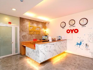 Reception - Big Big Hotel (Johor Bahru)