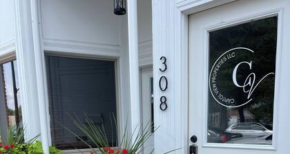 Unique apartment in historic downtown