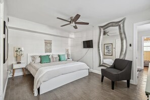 2 bedrooms, iron/ironing board, travel cot, WiFi