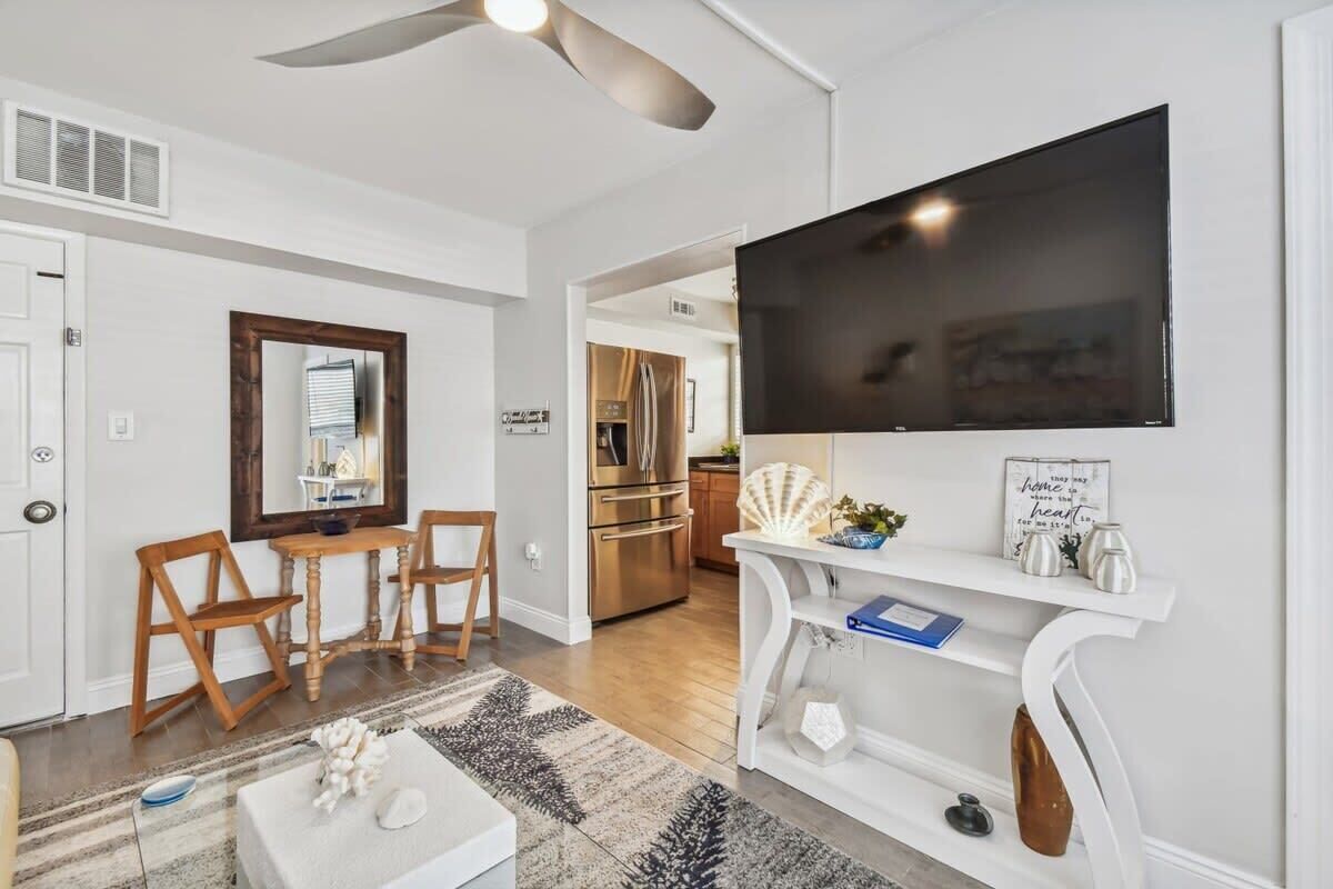 تلفزيون، مكتب