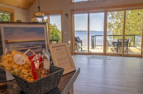 Spectacular Waterfront three Bedroom Home!