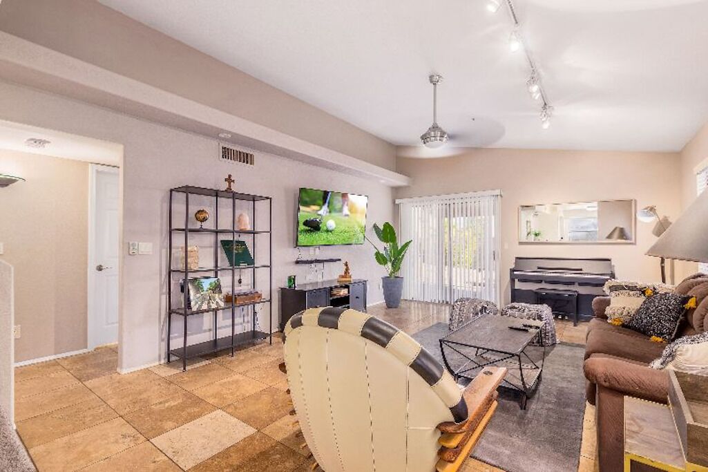 Beautiful 3 Bedroom 2 Bath in the Heart of Scottsdale