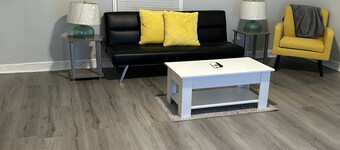 Cozy Condo/ Centrally Located