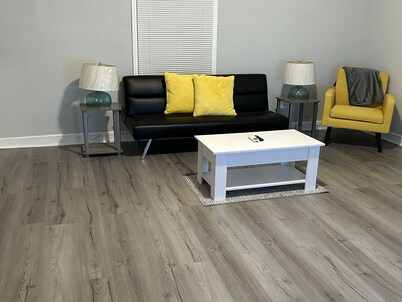 Cozy Condo/ Centrally Located