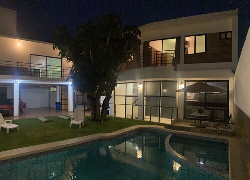 Casa Isela up to 18 guests heated pool